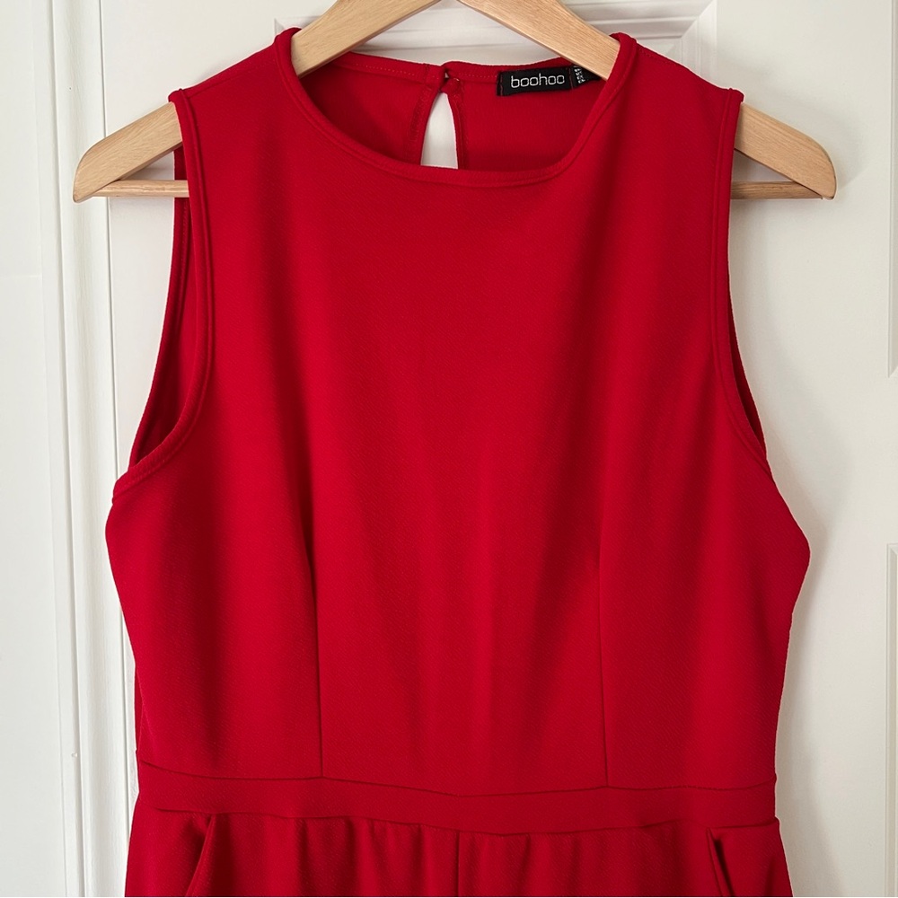 Boohoo Red Sleeveless Jumpsuit - Picture 2 of 10